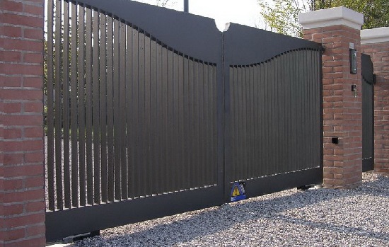 Купить новые ворота Абакан откатные в Лесозаводске по цене от 84088 руб