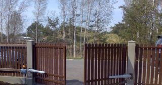 Купить распашные ворота из штакетника Лесозаводск, цена от 2786 руб.